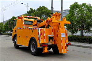 邕宁区高速路拖车费