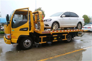 邕宁区附近拖车救援24小时服务热线